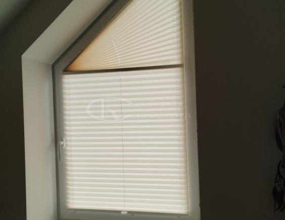 Портфолио жалюзи на треугольные окна